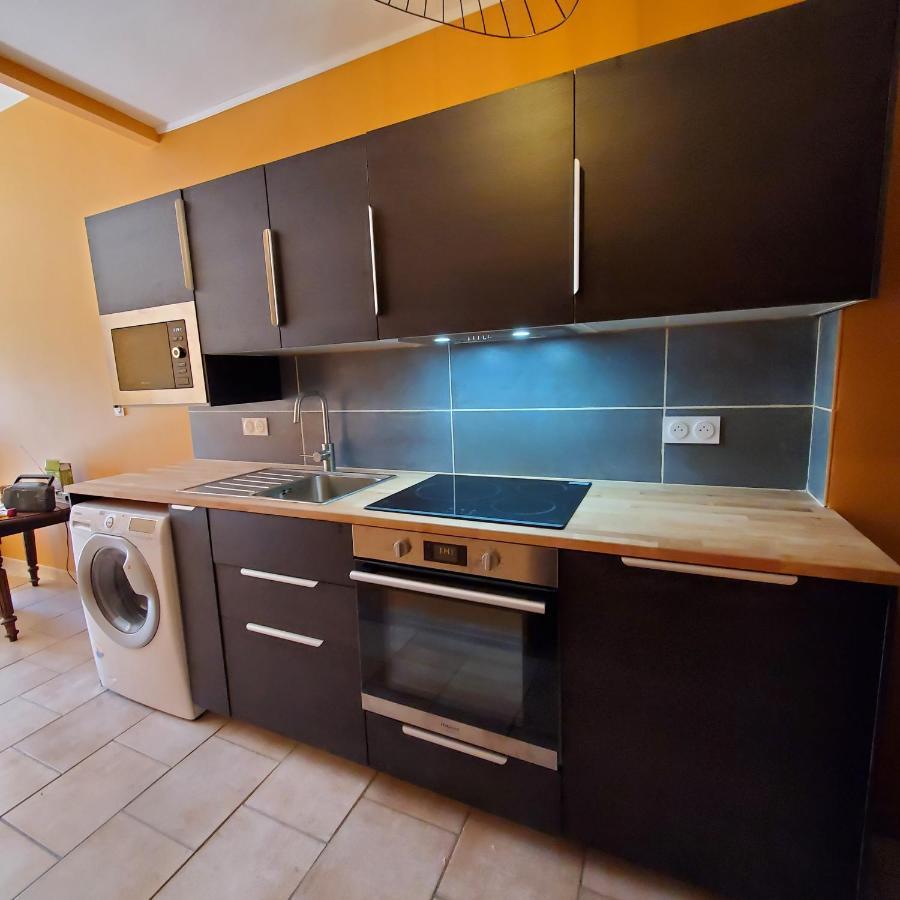 Le Vent Dans Les Voiles - Appartement Classe 4 Etoiles Meze Bagian luar foto
