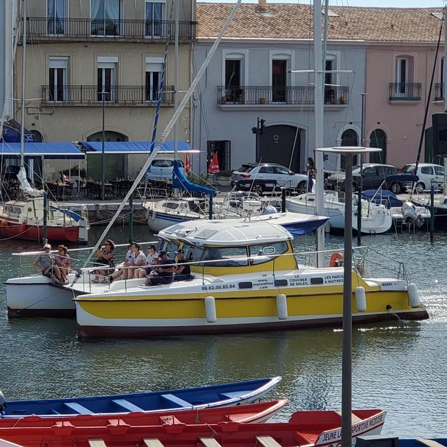 Le Vent Dans Les Voiles - Appartement Classe 4 Etoiles Meze Bagian luar foto